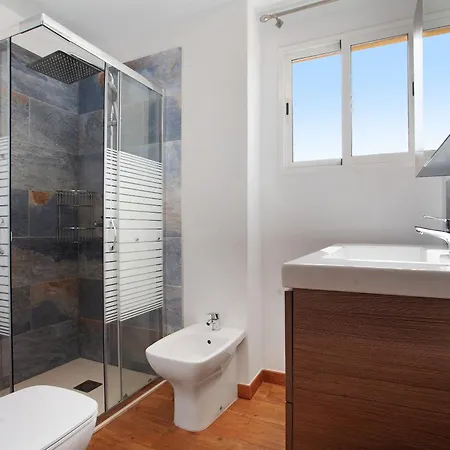 Luxury Ocean View דירה קורלחו